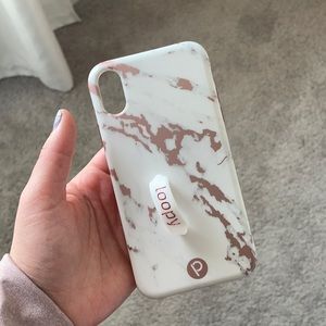 iPhone XR loopy case